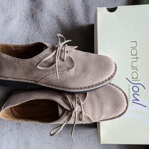 Beautiful Natural Soul beige Oxfords